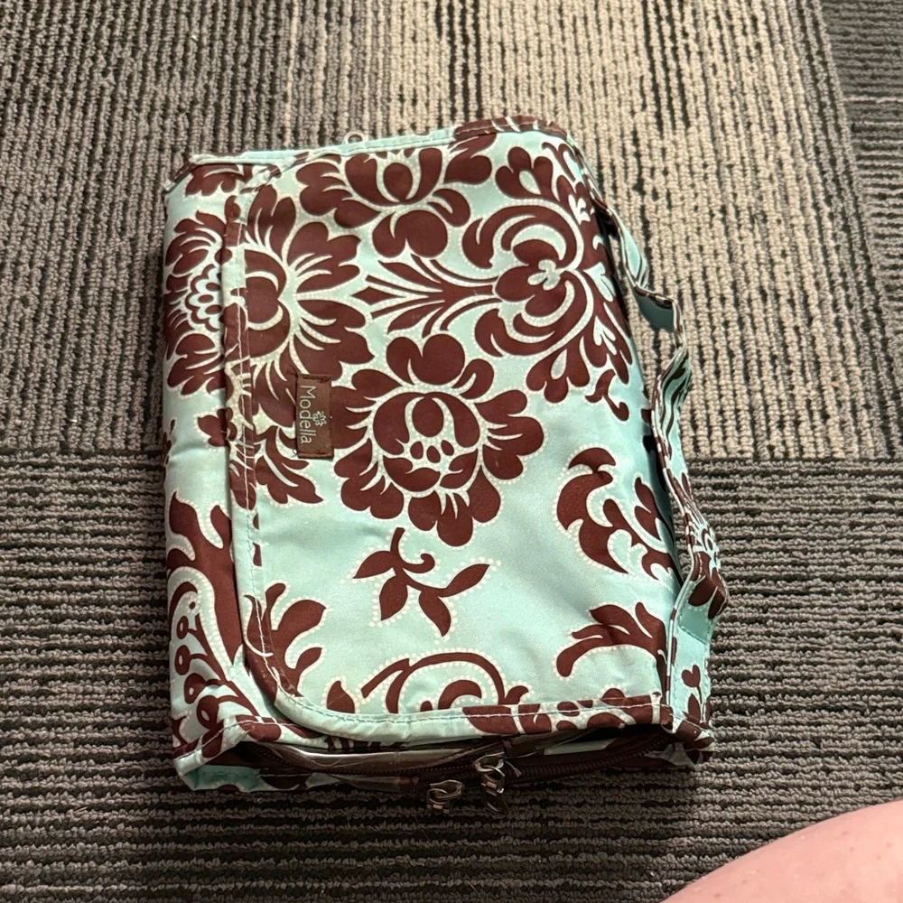 Modella Brown and Mint Makeup Organizer